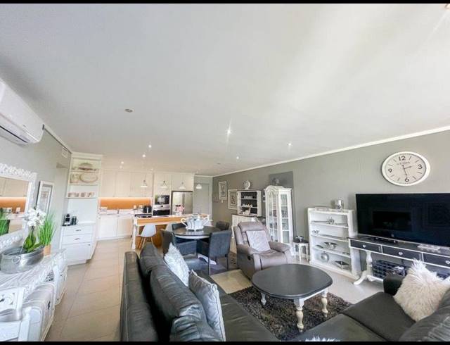 2 BEDROOM APARTMENT FOR SALE IN MIDFIELD ESTATE